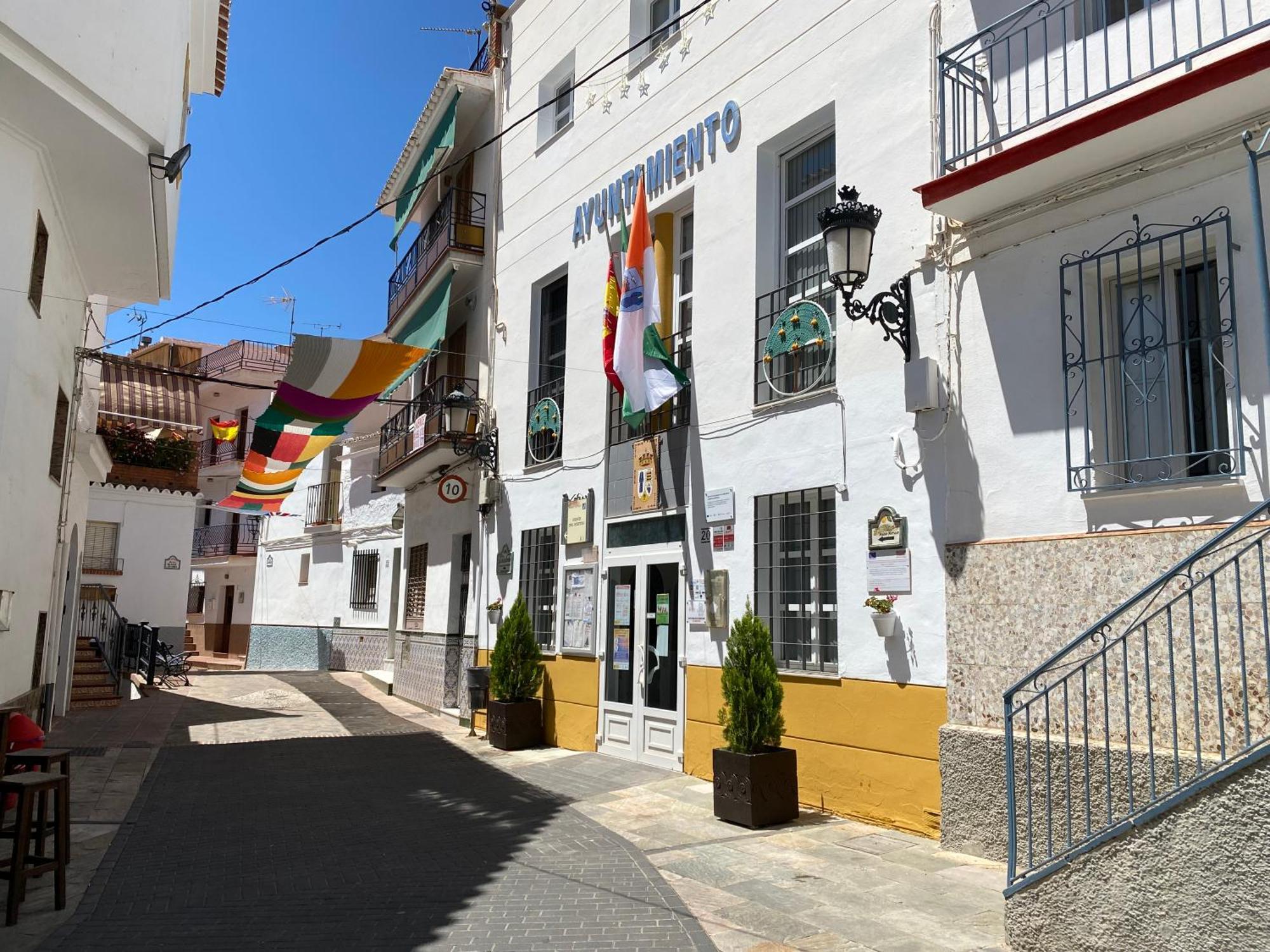 Casa Miguel - 3 Beautiful Apartments Availabe Sayalonga Esterno foto